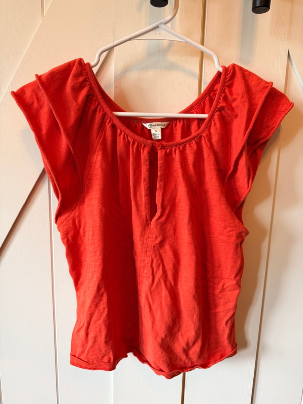 Versona Red Cap Sleeve Top